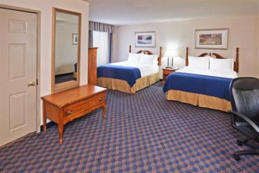 фото отеля Holiday Inn Express Tulsa - Downtown Area