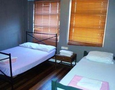 фото отеля Manly Harbour Backpackers