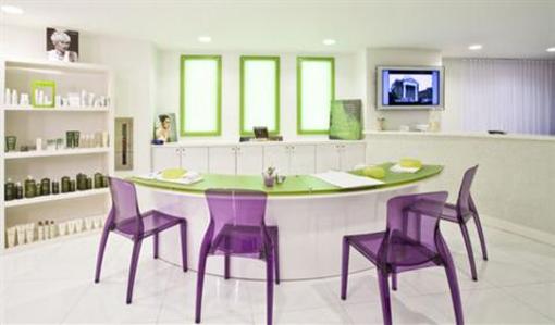 фото отеля Newport Beachside Hotel and Resort