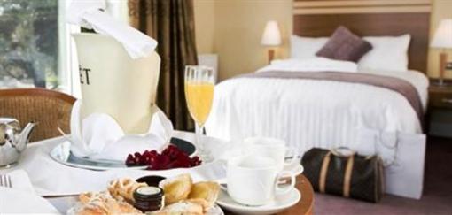 фото отеля Grand Hotel Malahide