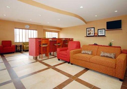 фото отеля Comfort Suites Airport Flowood
