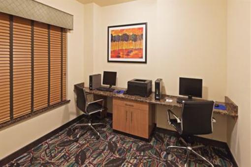 фото отеля Holiday Inn Express & Suites El Paso Airport Area