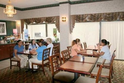 фото отеля Hampton Inn Columbus West