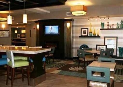 фото отеля Hampton Inn Columbus West