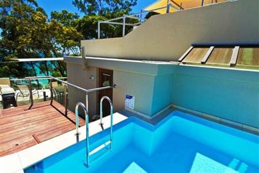 фото отеля Little Cove Court