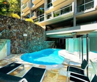 фото отеля Little Cove Court