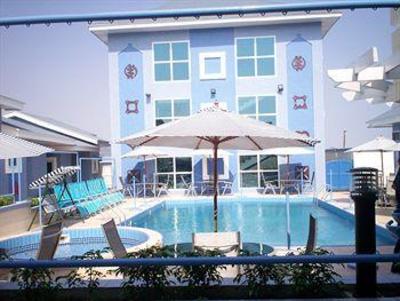 фото отеля De Holiday Beach Hotel