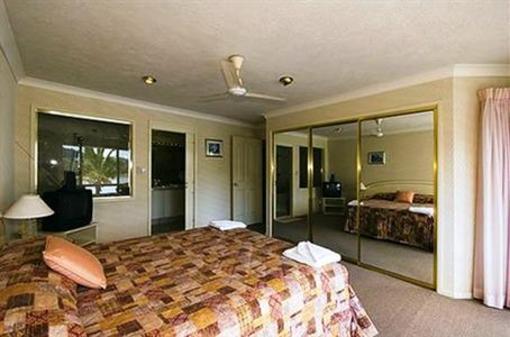 фото отеля Isle of Palms Resort Gold Coast
