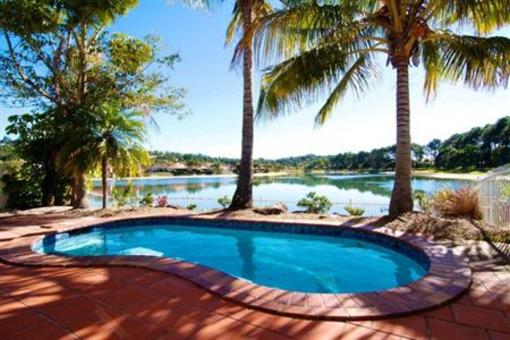 фото отеля Isle of Palms Resort Gold Coast