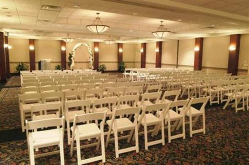 фото отеля Embassy Suites Hotel Cleveland Downtown