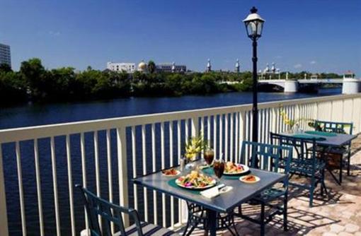фото отеля Sheraton Tampa Riverwalk Hotel