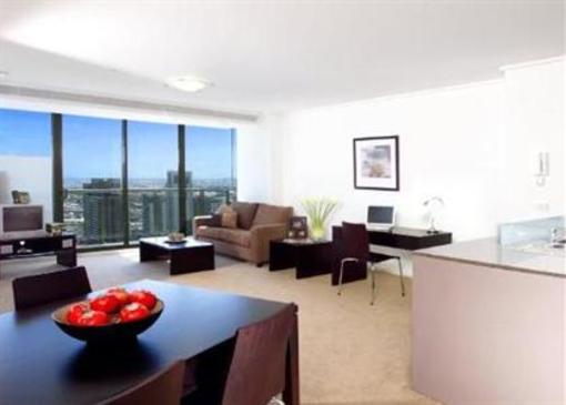 фото отеля Melbourne Short Stay Apartments