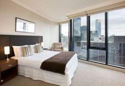 фото отеля Melbourne Short Stay Apartments