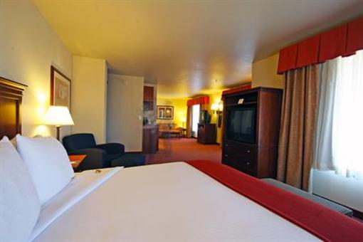 фото отеля Holiday Inn Express Turlock