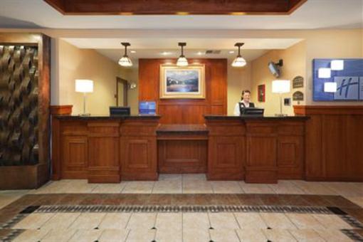фото отеля Holiday Inn Express Turlock