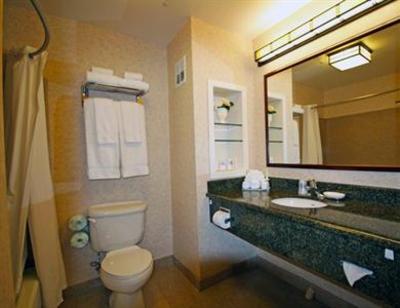 фото отеля Holiday Inn Express Turlock