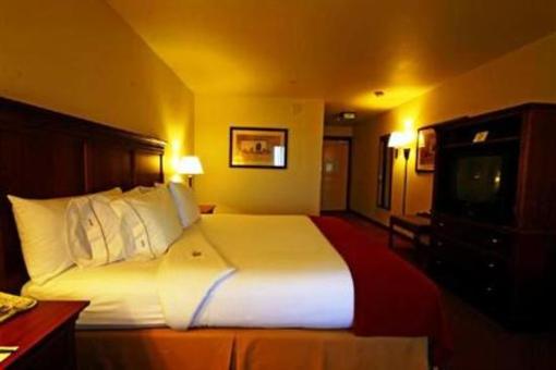 фото отеля Holiday Inn Express Turlock