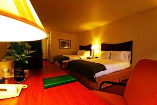 фото отеля Holiday Inn Express Turlock