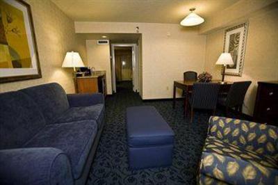 фото отеля Embassy Suites Hotel Cincinnati - Rivercenter / Covington