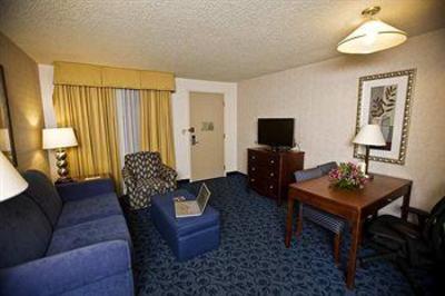 фото отеля Embassy Suites Hotel Cincinnati - Rivercenter / Covington