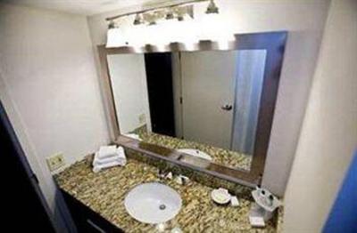 фото отеля Embassy Suites Hotel Cincinnati - Rivercenter / Covington