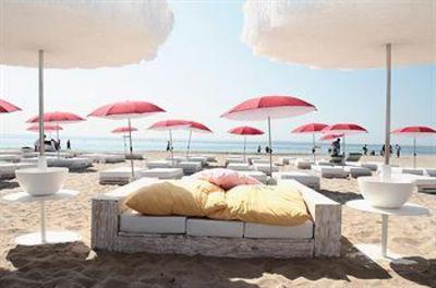 фото отеля Ushuaia Ibiza Beach Hotel