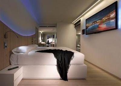 фото отеля Ushuaia Ibiza Beach Hotel