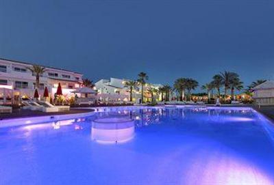 фото отеля Ushuaia Ibiza Beach Hotel