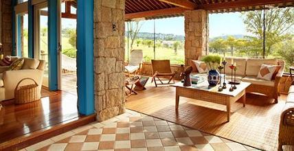 фото отеля Lake Villas Charm Hotel