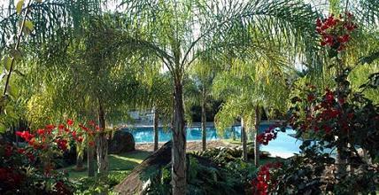 фото отеля Lake Villas Charm Hotel