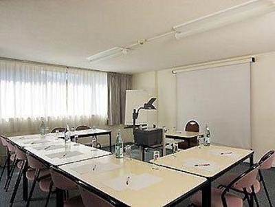 фото отеля Mercure Evry Lisses