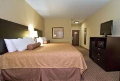фото отеля BEST WESTERN Bastrop Pines Inn