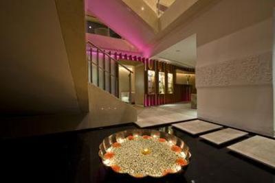 фото отеля Vivanta by Taj - M G Road, Bangalore