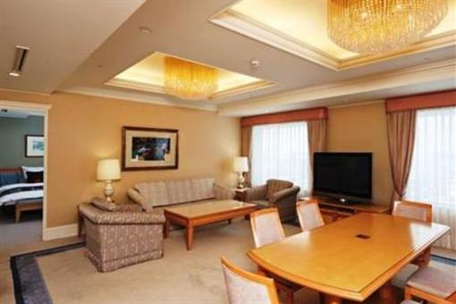 фото отеля ANA Crowne Plaza Hotel Chitose