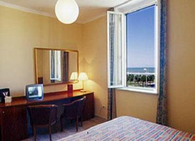 фото отеля Des Bains Hotel Pesaro