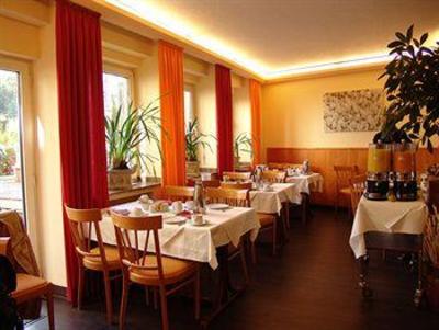 фото отеля Hotel Cascade Düsseldorf