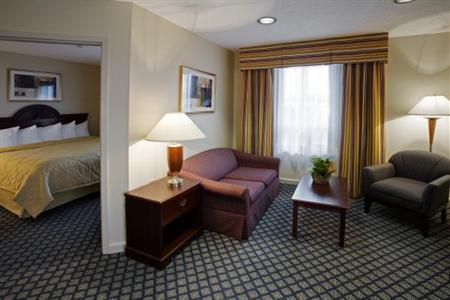 фото отеля Comfort Inn & Suites Ingersoll