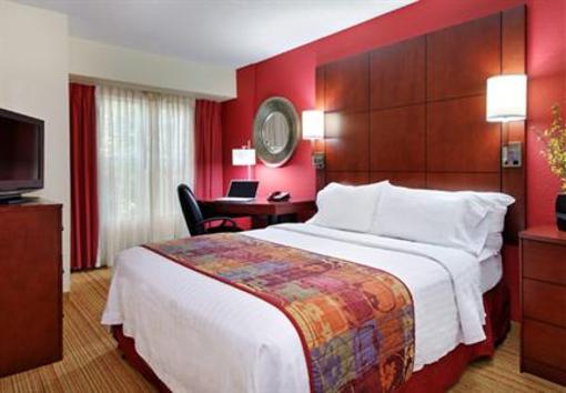 фото отеля Residence Inn Macon