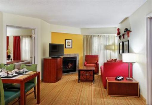 фото отеля Residence Inn Macon