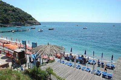 фото отеля Villaggio Residence Nettuno Massa Lubrense