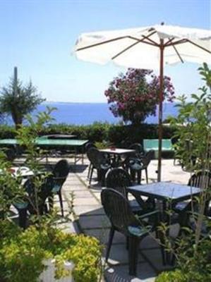 фото отеля Villaggio Residence Nettuno Massa Lubrense