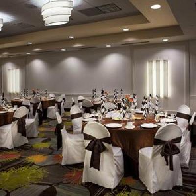 фото отеля Hilton Garden Inn Denver Cherry Creek