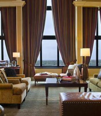 фото отеля Renaissance Austin Hotel