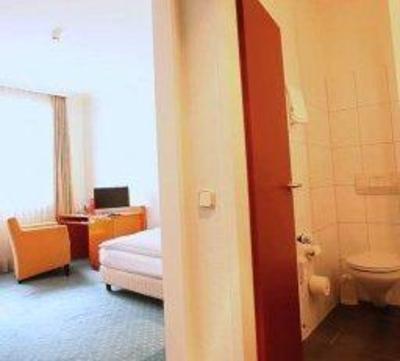 фото отеля Hotel Astoria Dusseldorf