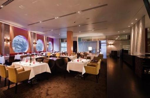 фото отеля Hilton Surfers Paradise Hotel & Residences