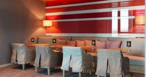 фото отеля Hilton Surfers Paradise Hotel & Residences