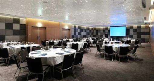 фото отеля Hilton Surfers Paradise Hotel & Residences