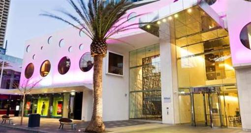 фото отеля Hilton Surfers Paradise Hotel & Residences