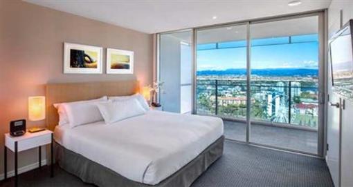 фото отеля Hilton Surfers Paradise Hotel & Residences