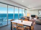 фото отеля Hilton Surfers Paradise Hotel & Residences